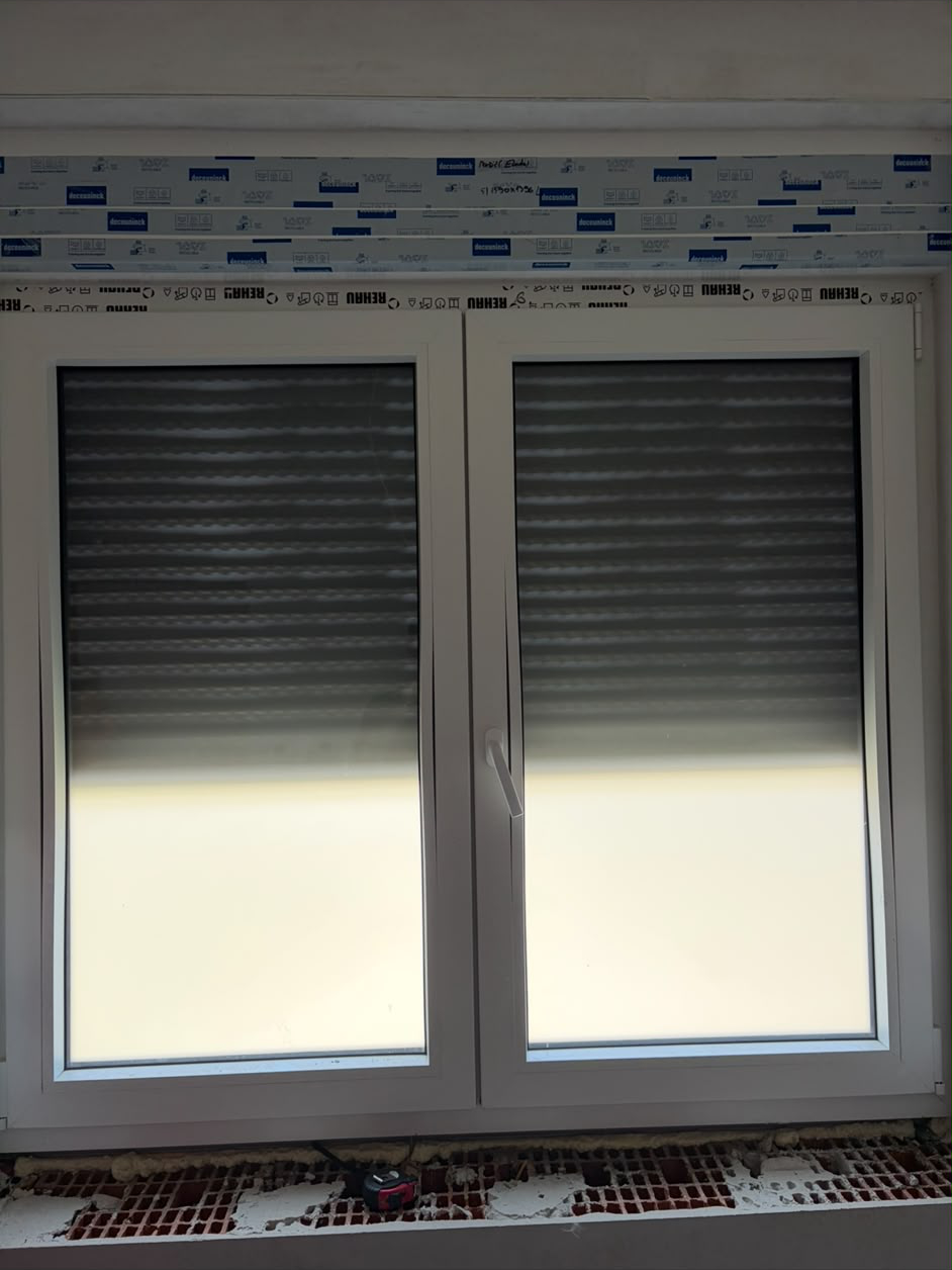PVC prozor u ugradnji